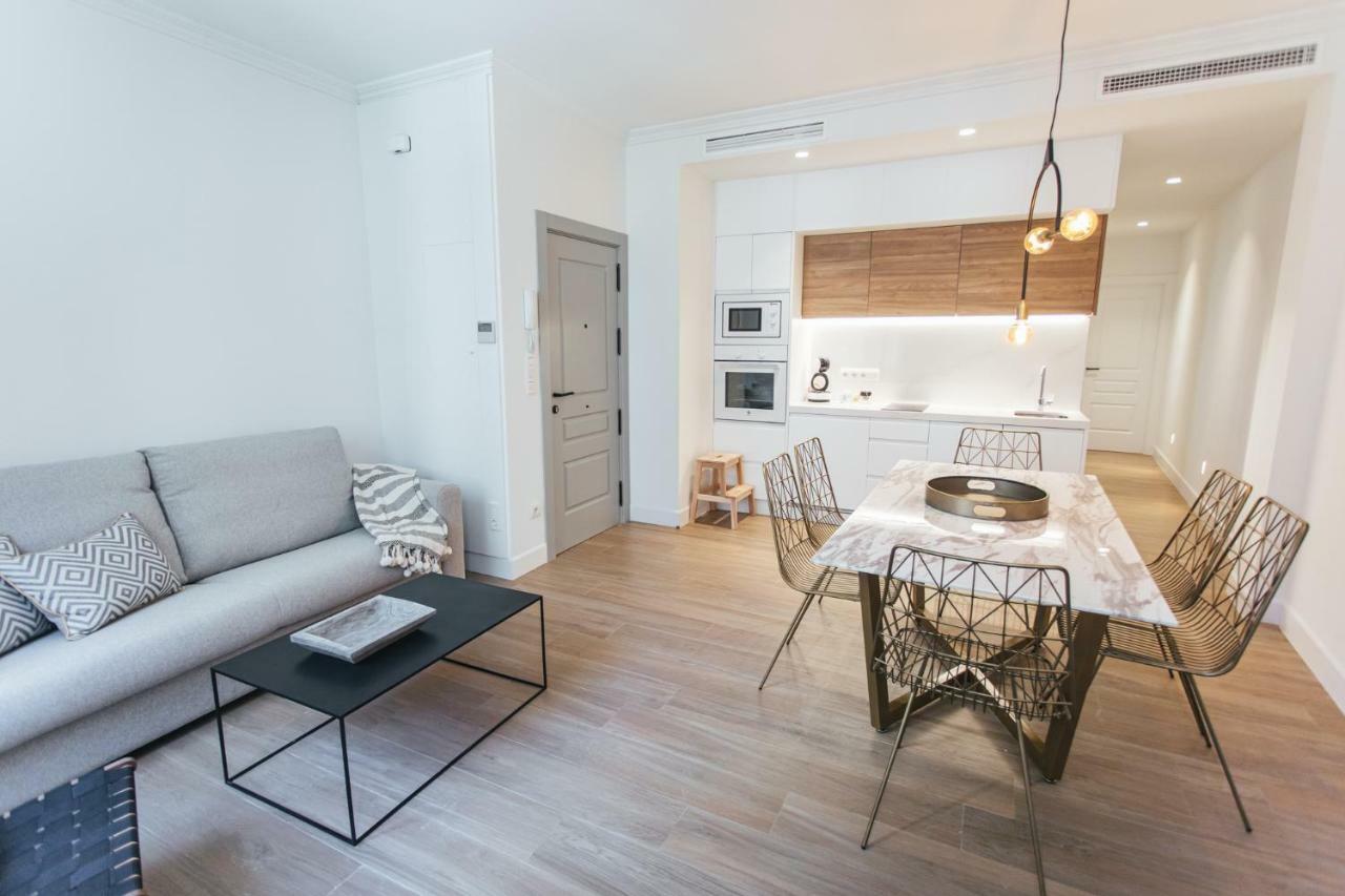 The Lucky Flats - Poeta Quintana Apartment Аликанте Екстериор снимка